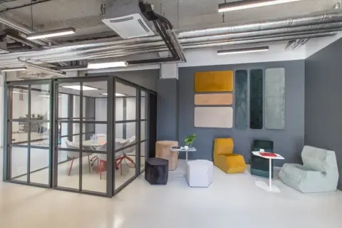 Ile m² na pracownika? Sprawdź normy BHP i przepisy
